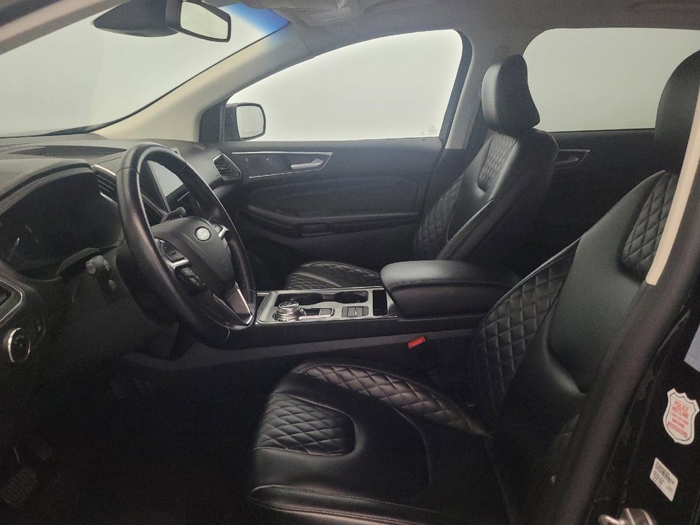Used 2023 Ford Edge Titanium AWD/4WD image 17