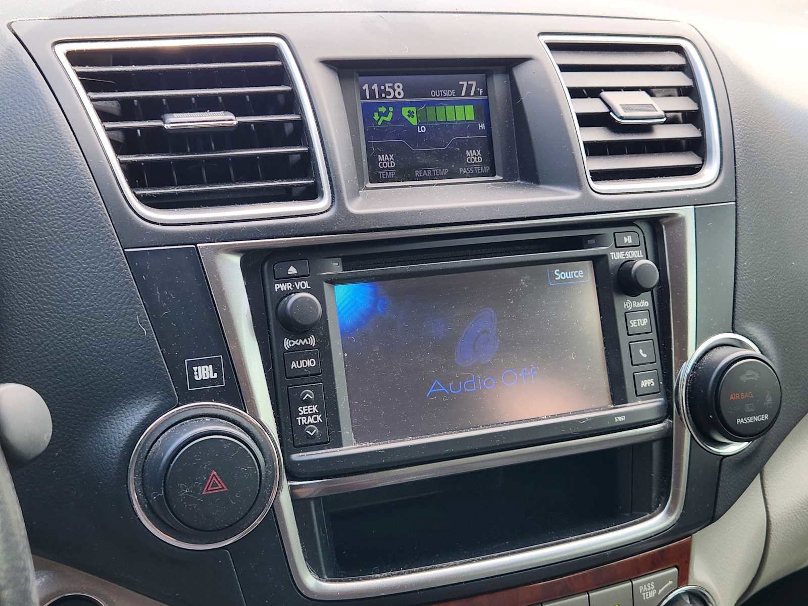 Used 2013 Toyota Highlander Limited FWD image 16