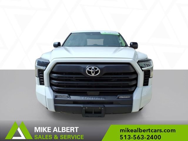 Used 2022 Toyota Tundra SR5 w/ SR5 Premium Package image 2