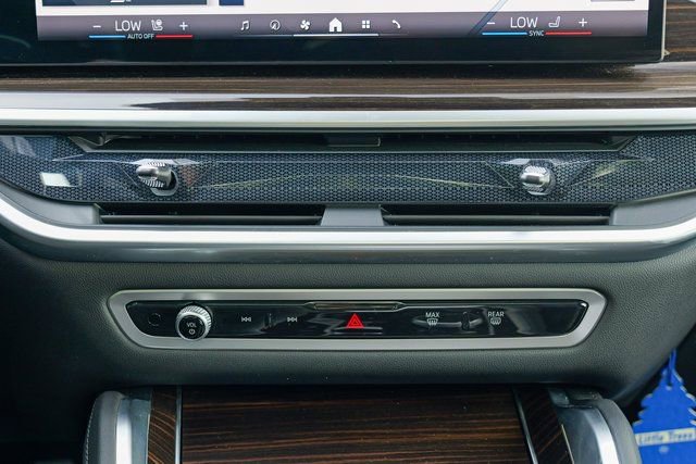 Used 2024 BMW X6 xDrive40i w/ Premium Package image 48