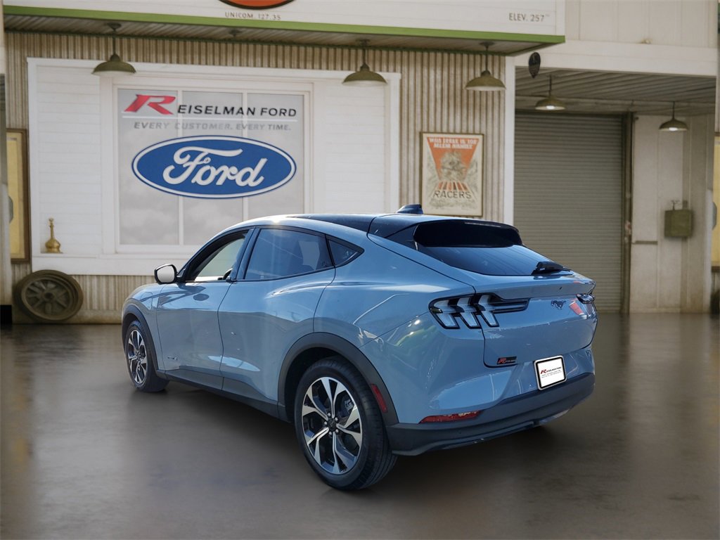 New 2025 Ford Mustang Mach-E Select image 3