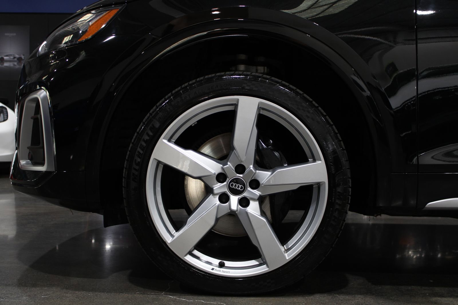 Used 2022 Audi SQ5 Premium w/ Convenience Package image 11