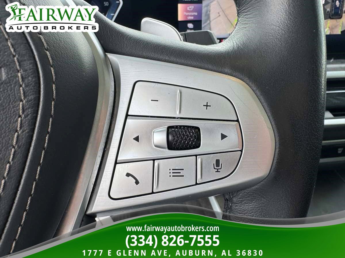 Used 2025 BMW X7 xDrive40i image 21