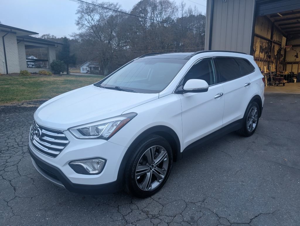 Used 2015 Hyundai Santa Fe Limited w/ Option Group 04 image 2