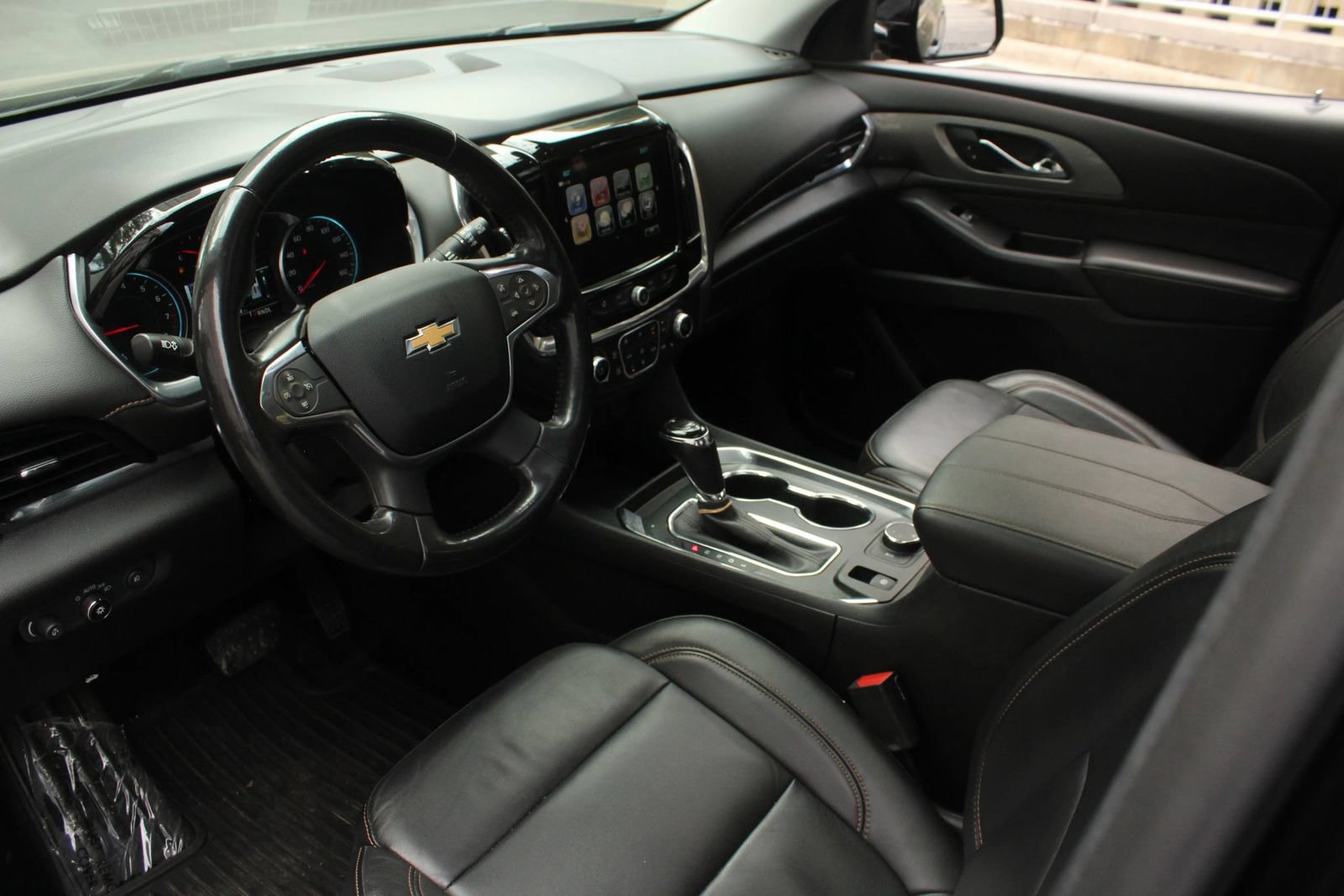 Used 2019 Chevrolet Traverse RS AWD/4WD image 13