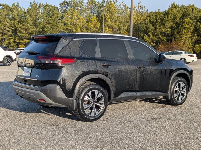 Used 2023 Nissan Rogue SV w/ SV Premium B Package image 4