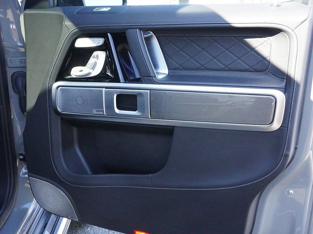 Used 2025 Mercedes-Benz G 63 AMG 4MATIC image 30