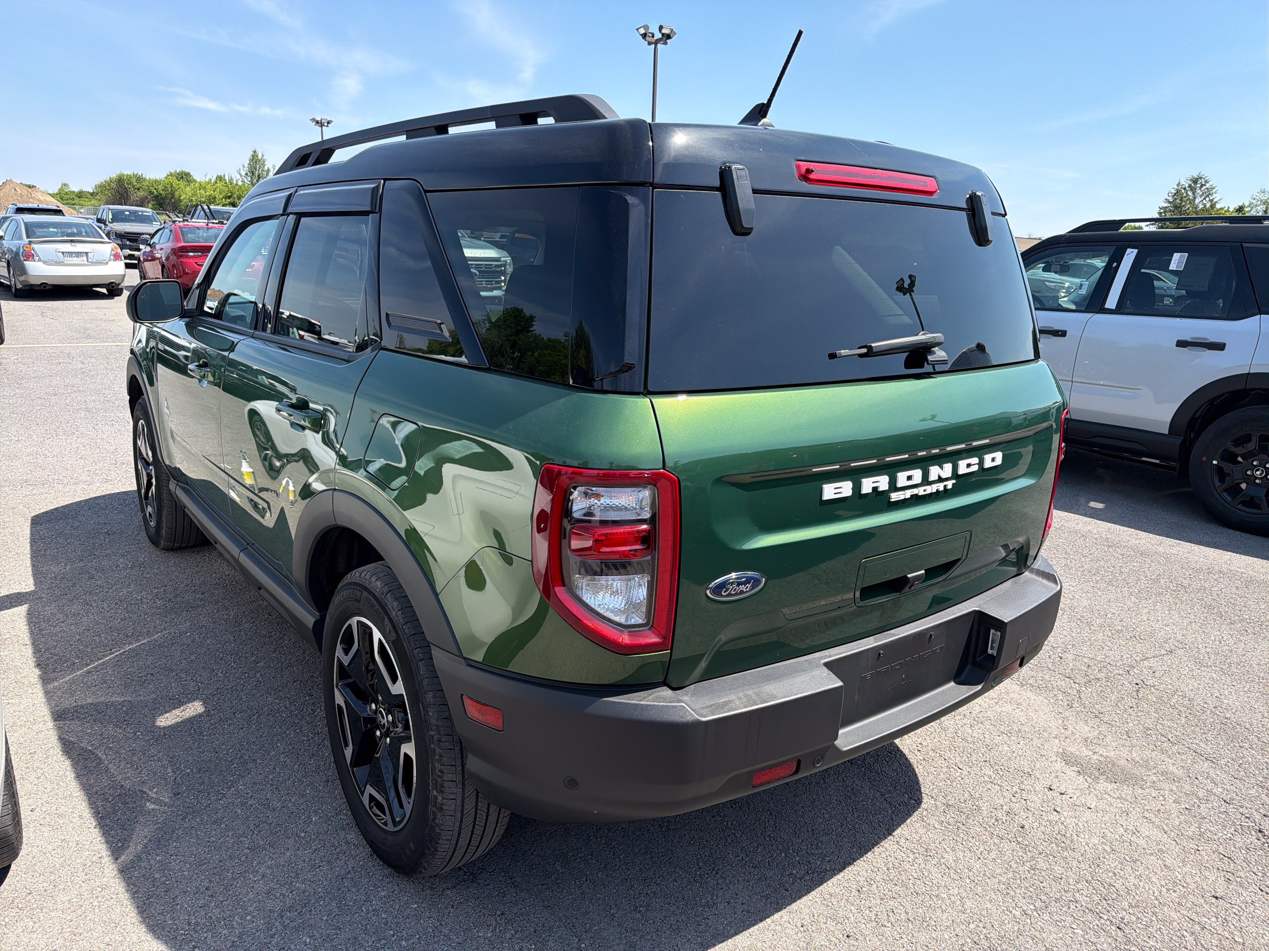 Used 2024 Ford Bronco Sport Outer Banks w/ Tech Package AWD/4WD image 5