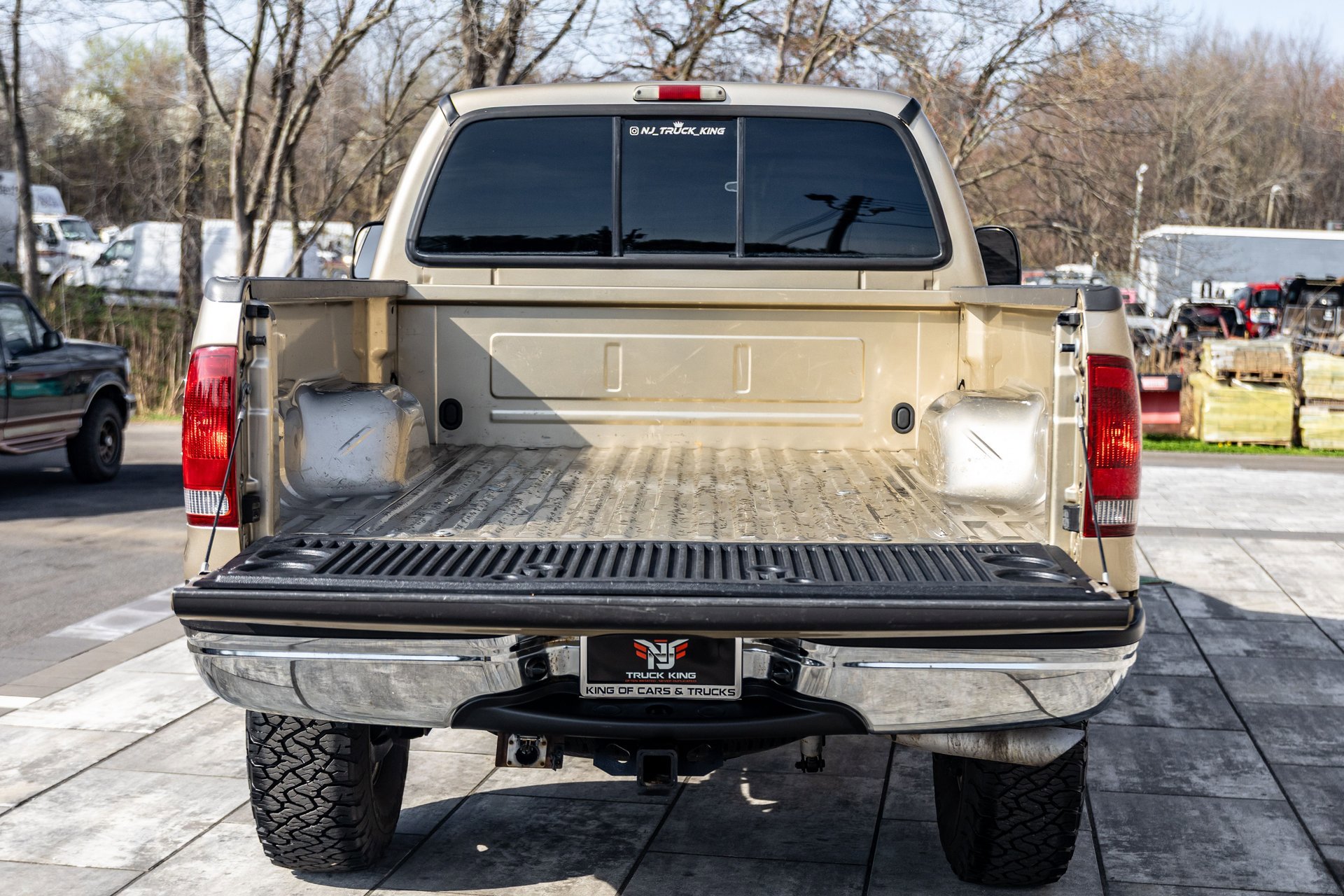 Used 2000 Ford F250 XL image 14