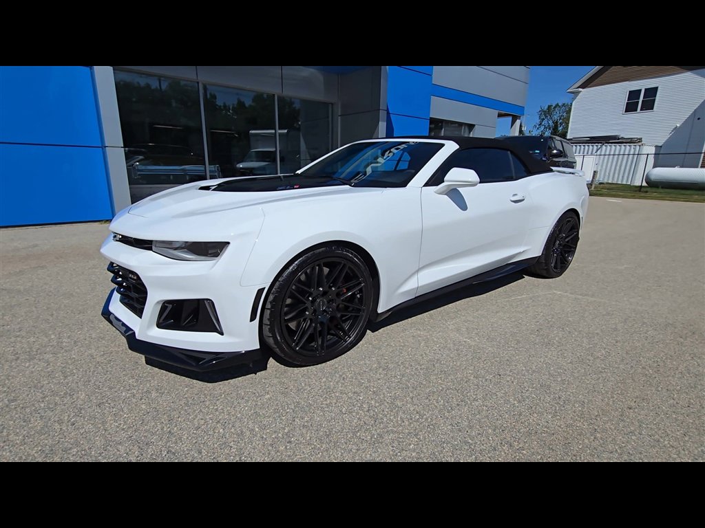 Used 2018 Chevrolet Camaro ZL1 image 4