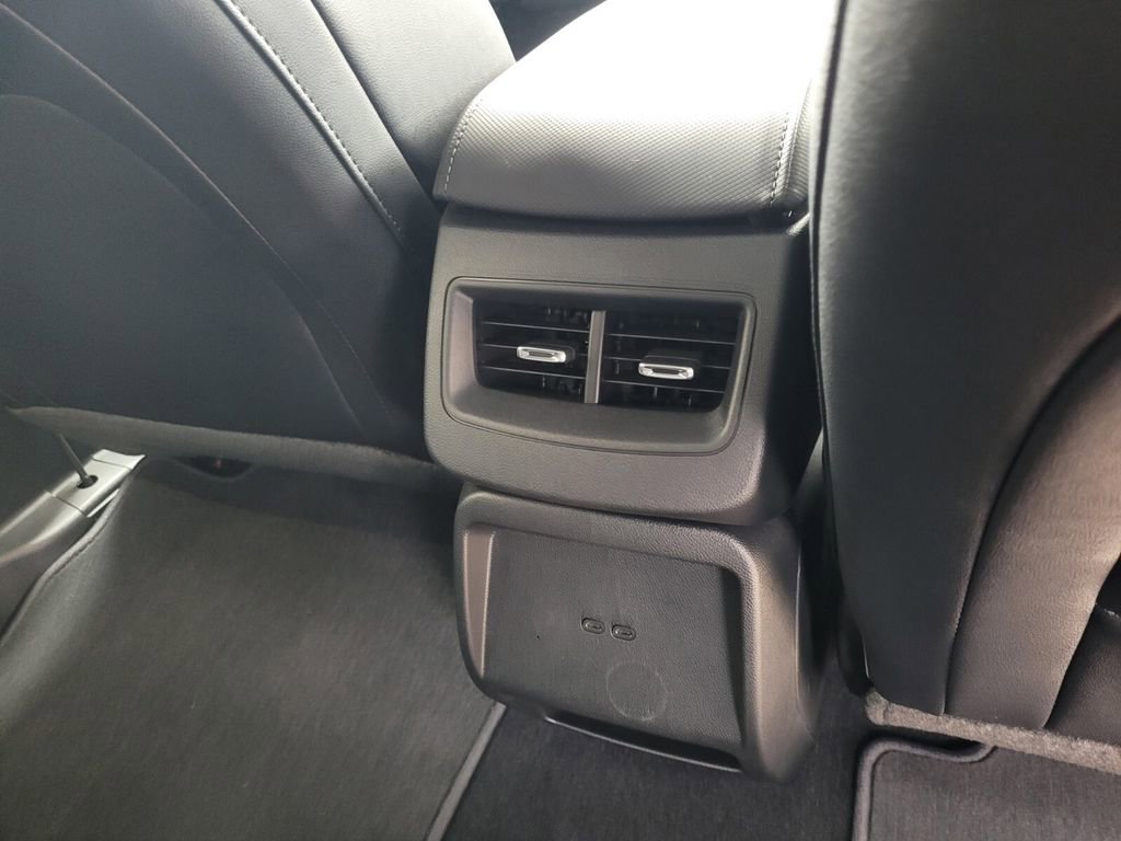 New 2026 Chevrolet Equinox EV LT FWD image 18