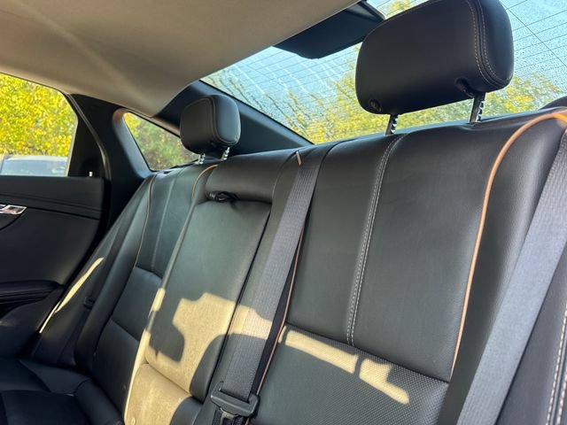 Used 2018 Chevrolet Impala Premier FWD image 9