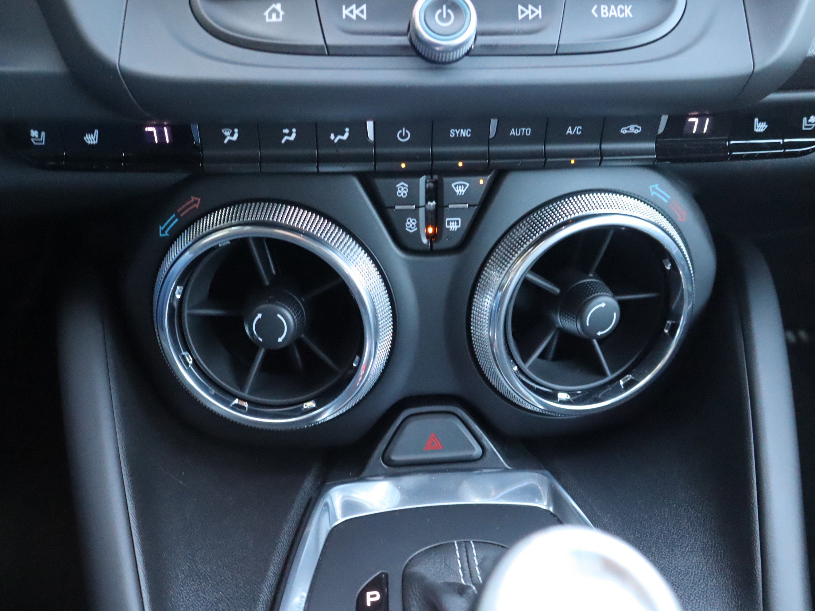 Used 2018 Chevrolet Camaro SS image 27