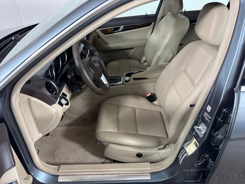 Used 2012 Mercedes-Benz C 300 4MATIC Sedan image 28