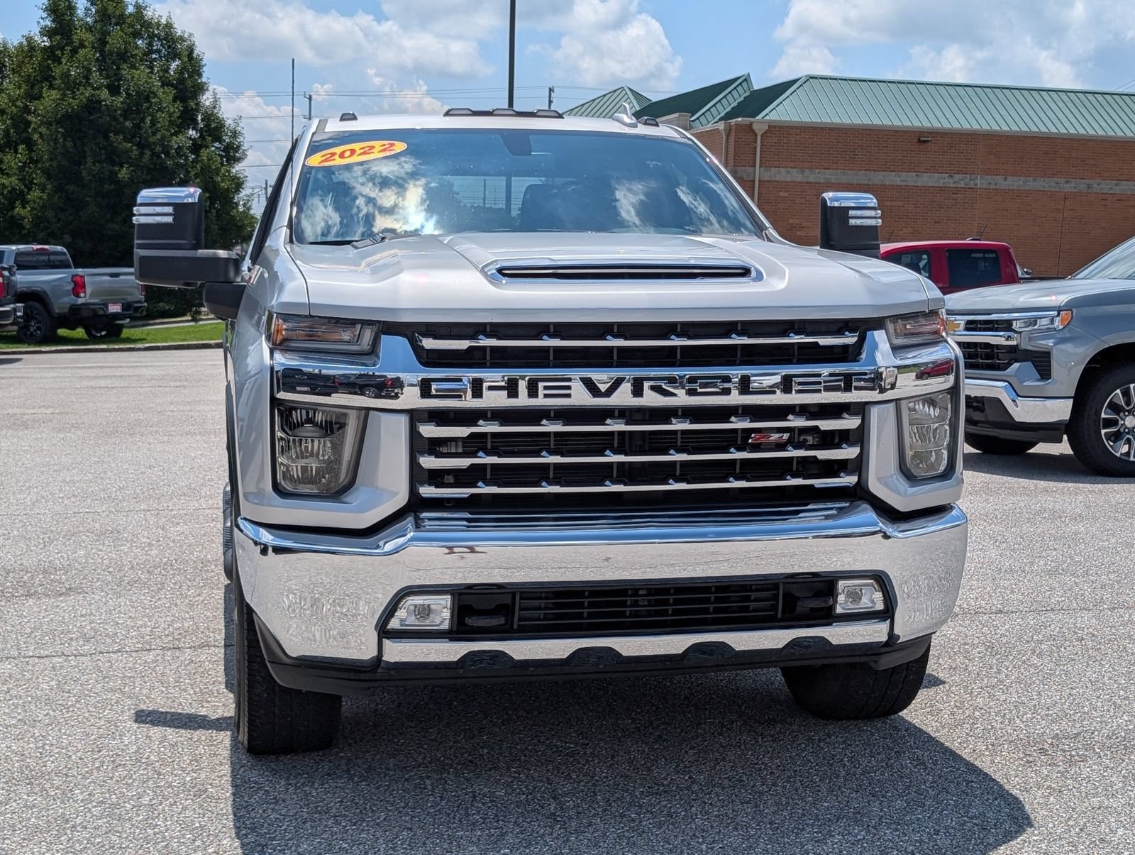 Used 2022 Chevrolet Silverado 2500 LTZ w/ Z71 Off-Road Package AWD/4WD image 8
