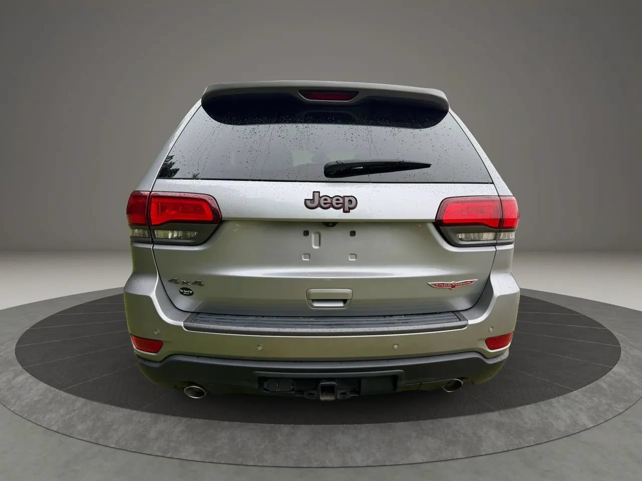 Used 2017 Jeep Grand Cherokee Trailhawk AWD/4WD image 4