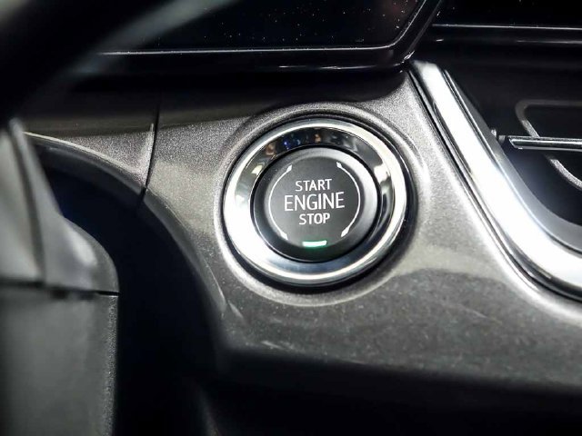 New 2026 Chevrolet Trax ACTIV w/ Sunroof Package FWD image 15