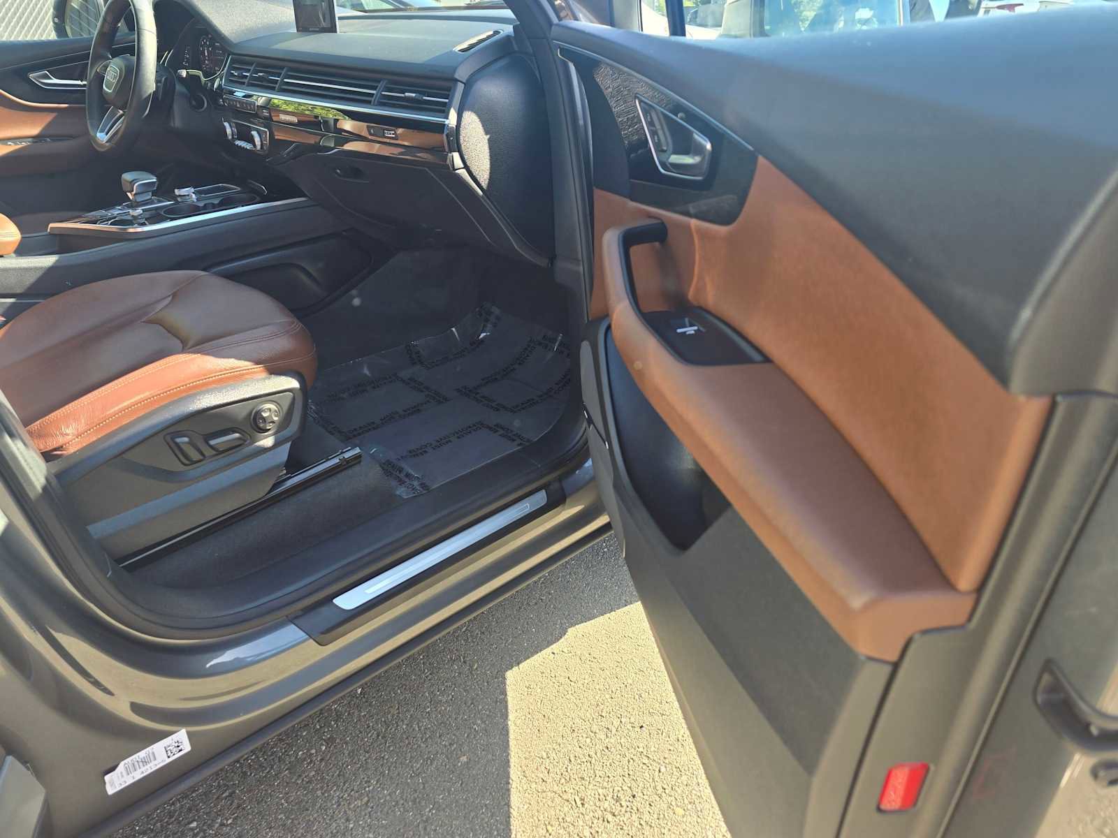 Used 2018 Audi Q7 3.0T Prestige image 10