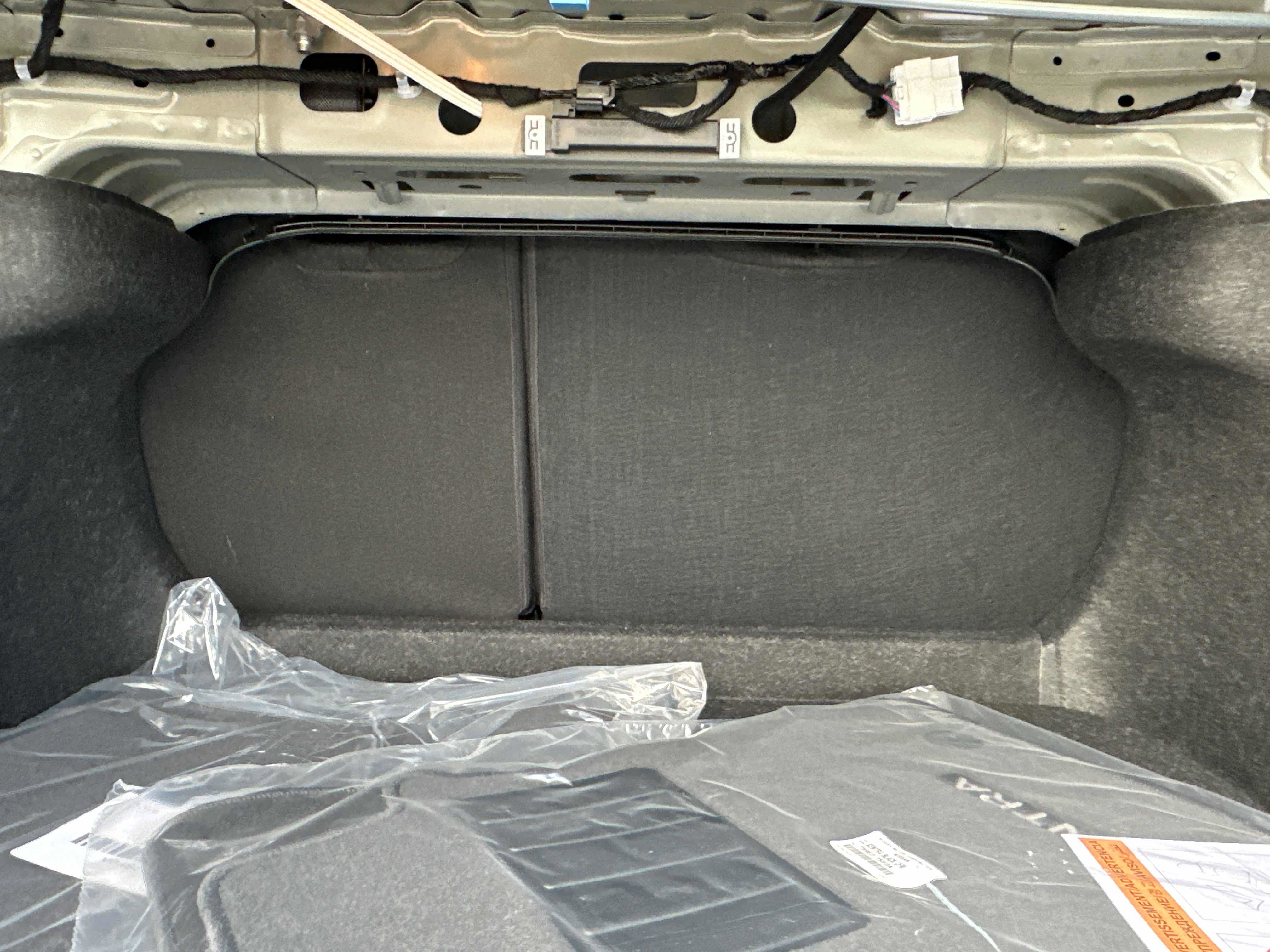 New 2026 Nissan Sentra SV w/ SV Convenience Package FWD image 16