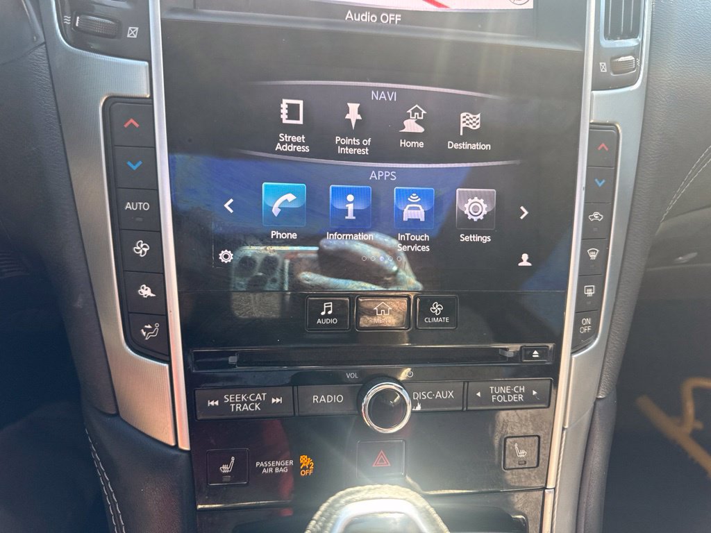 Used 2017 INFINITI Q60 3.0t w/ Premium Plus Package 3.0T RWD image 18