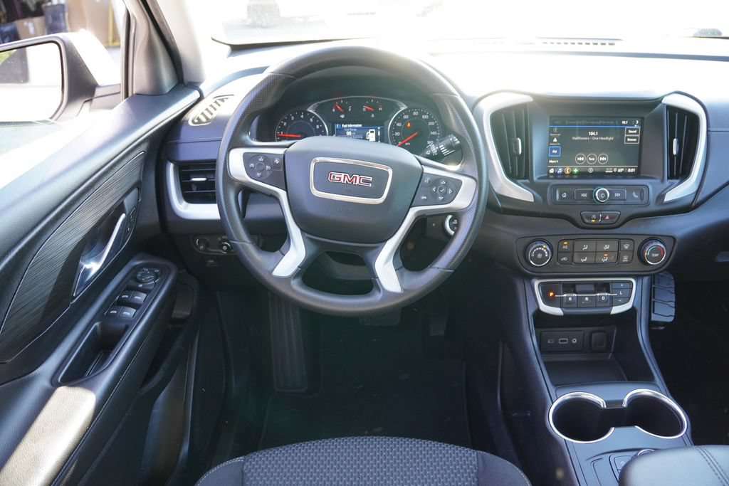Certified 2023 GMC Terrain SLE FWD image 19