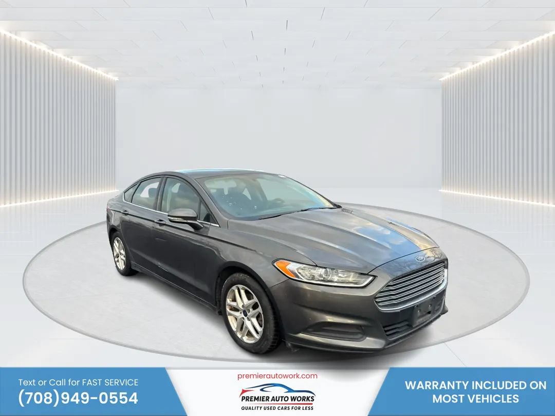 Used 2016 Ford Fusion SE FWD image 3
