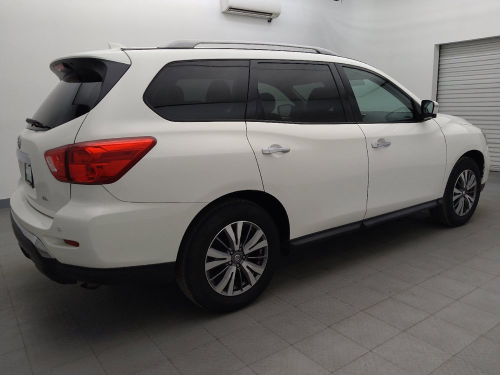 Used 2020 Nissan Pathfinder SL image 10