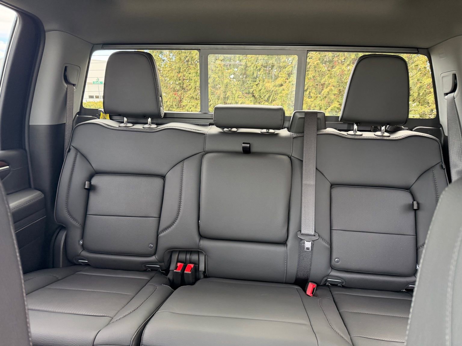 New 2026 GMC Sierra 2500 Denali w/ Denali Reserve Package image 3
