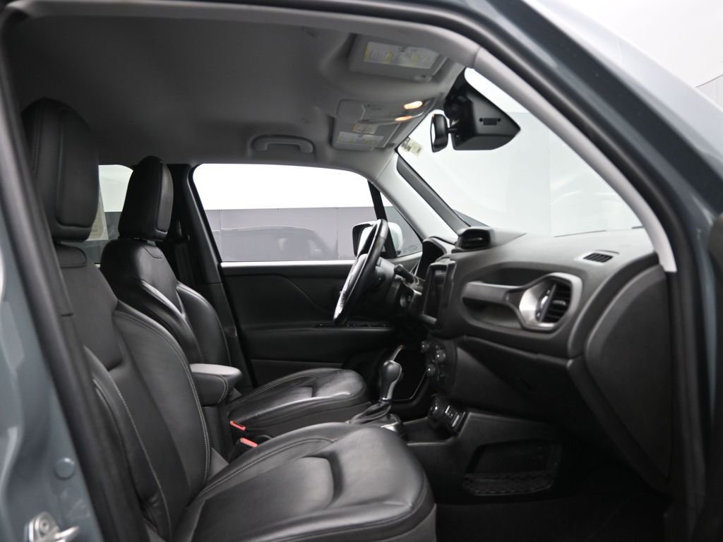 Used 2018 Jeep Renegade Limited w/ UConnect 8.4 Nav Group image 30