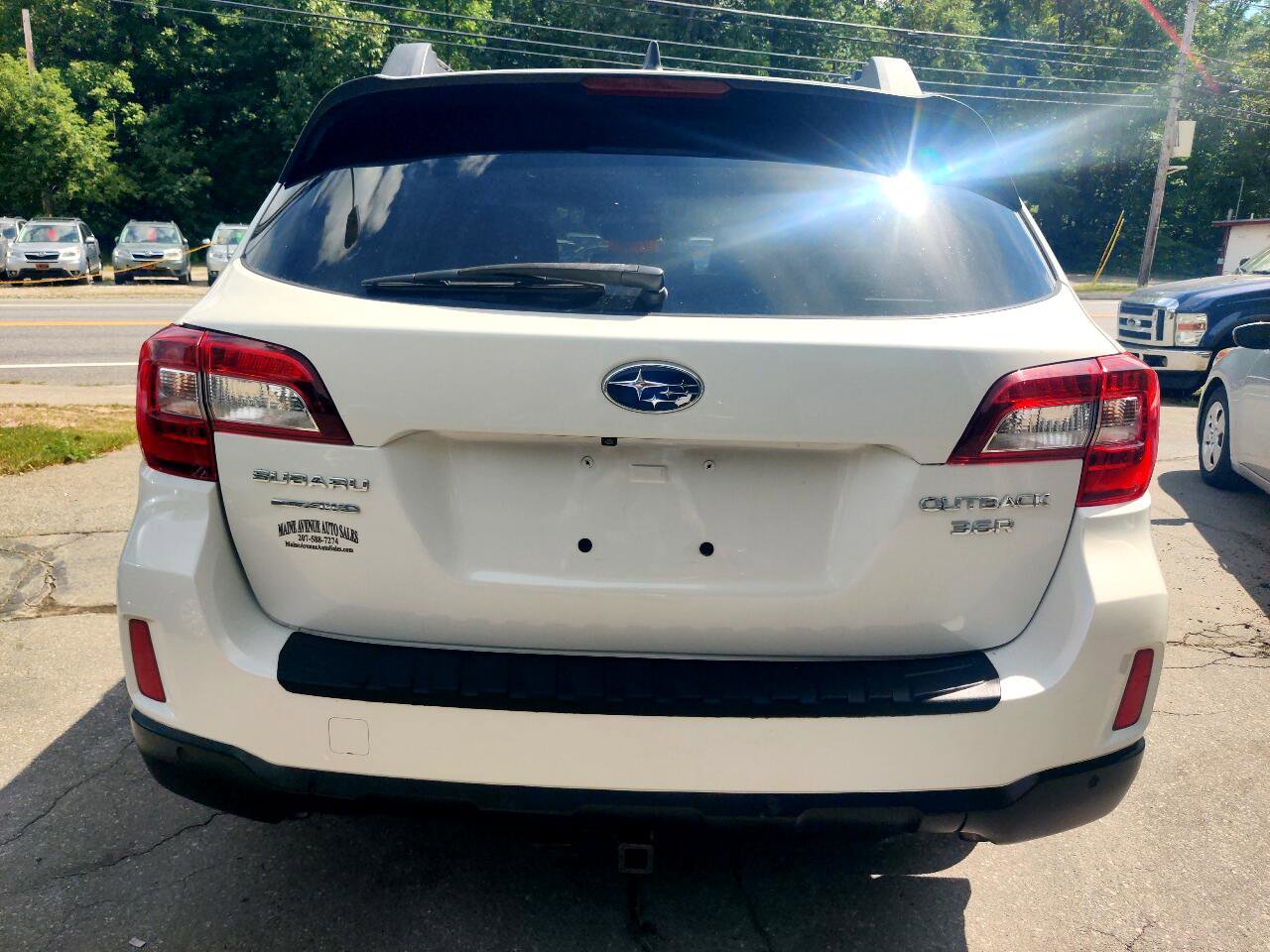 Used 2017 Subaru Outback 3.6R Limited image 5