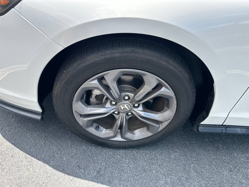 Certified 2023 Honda Accord EX image 10