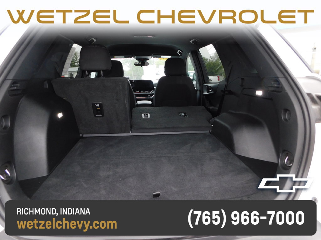 Used 2025 Chevrolet Equinox LT AWD/4WD image 21