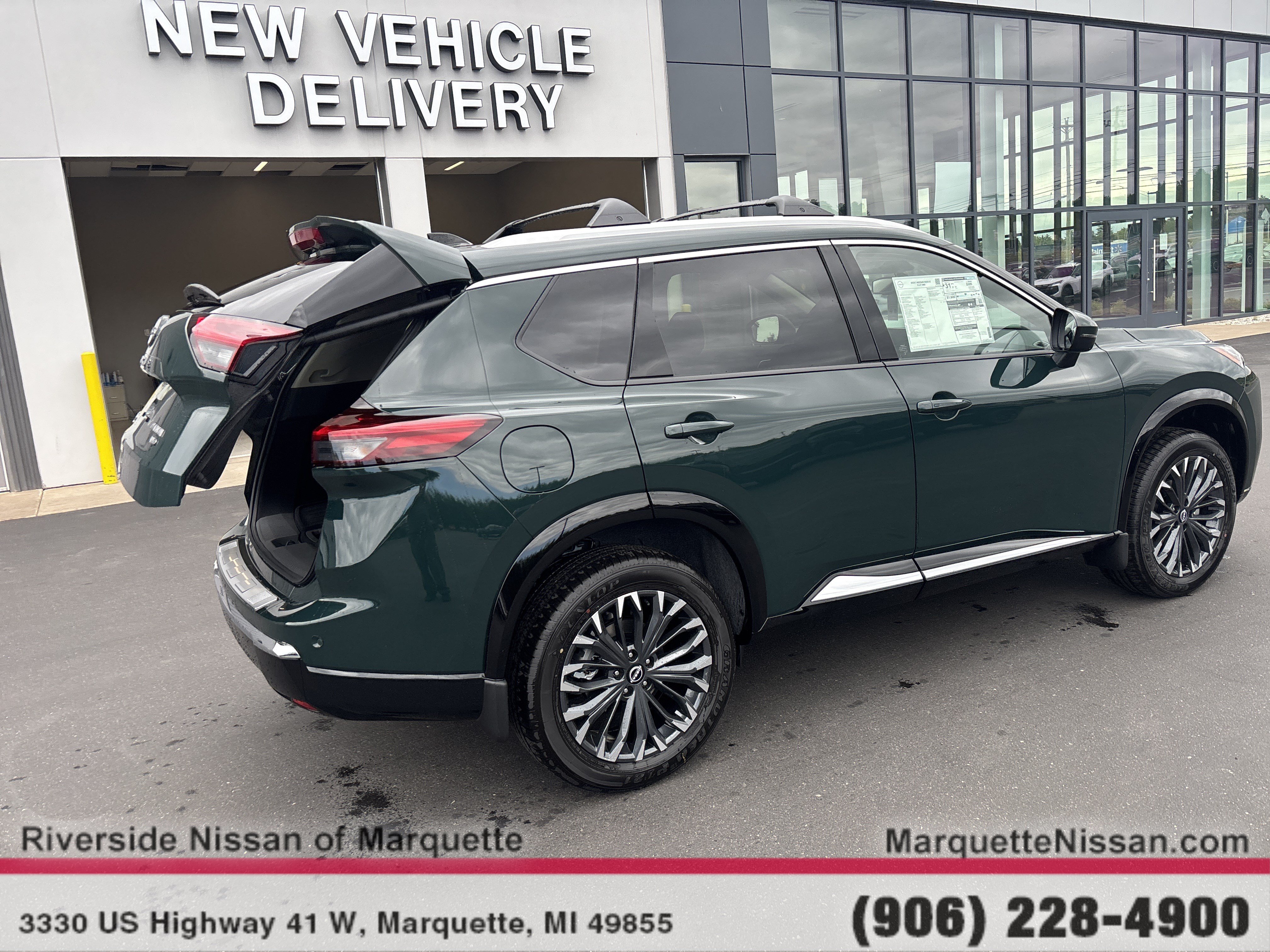 New 2026 Nissan Rogue Platinum AWD/4WD image 10