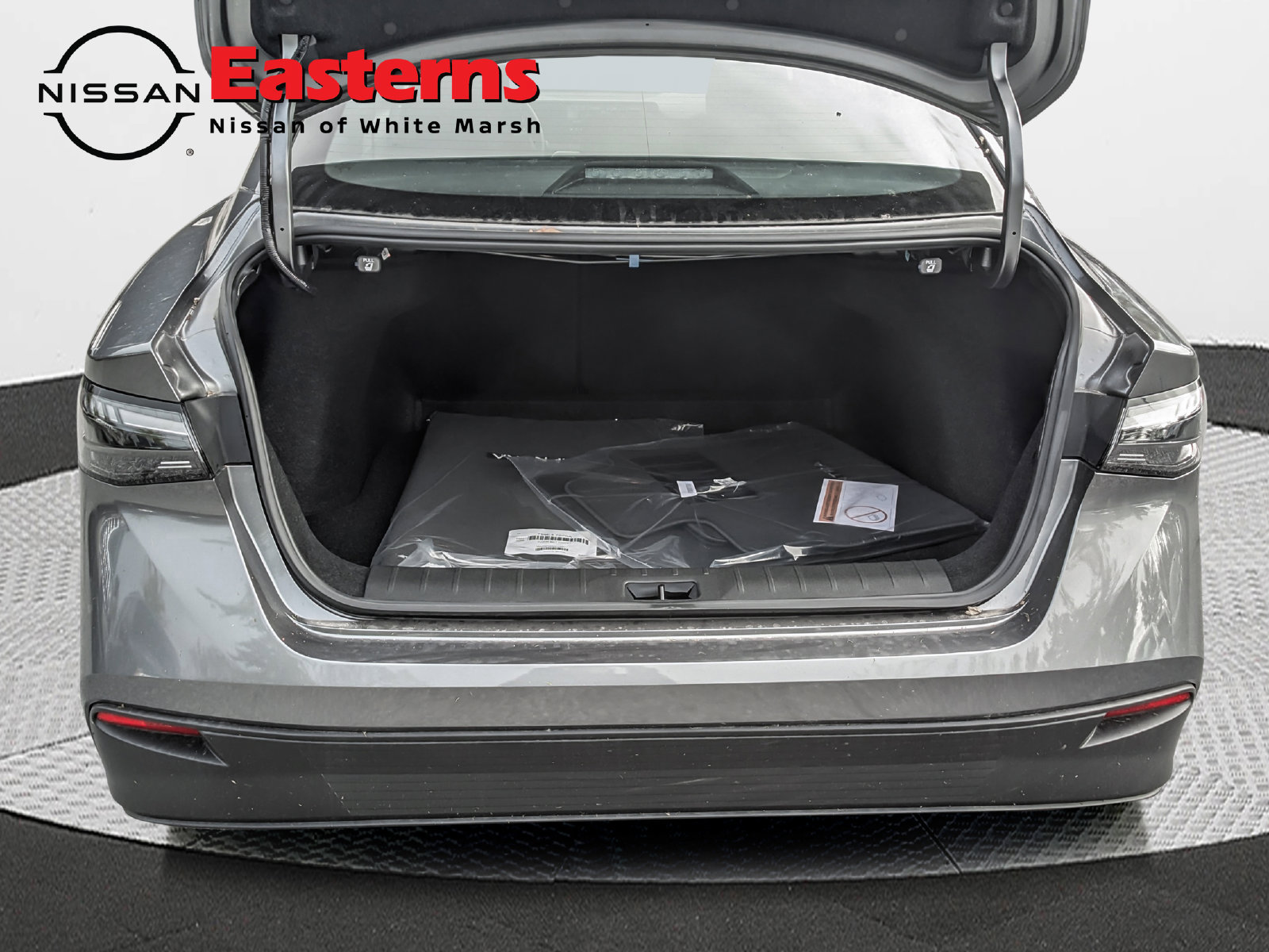 New 2027 Nissan Sentra SV w/ SV Convenience Package FWD image 11