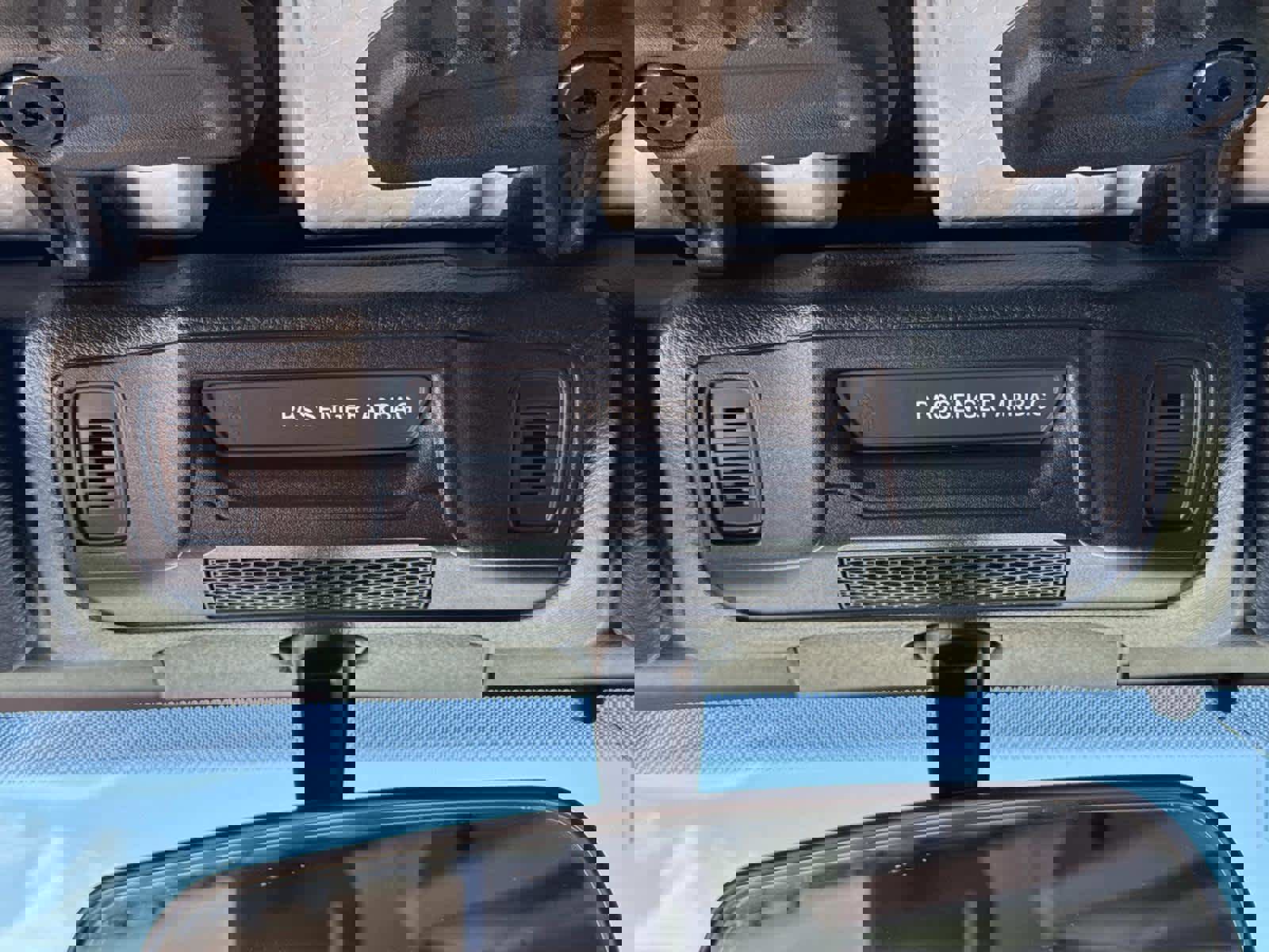 Used 2025 Jeep Wrangler Sport image 45