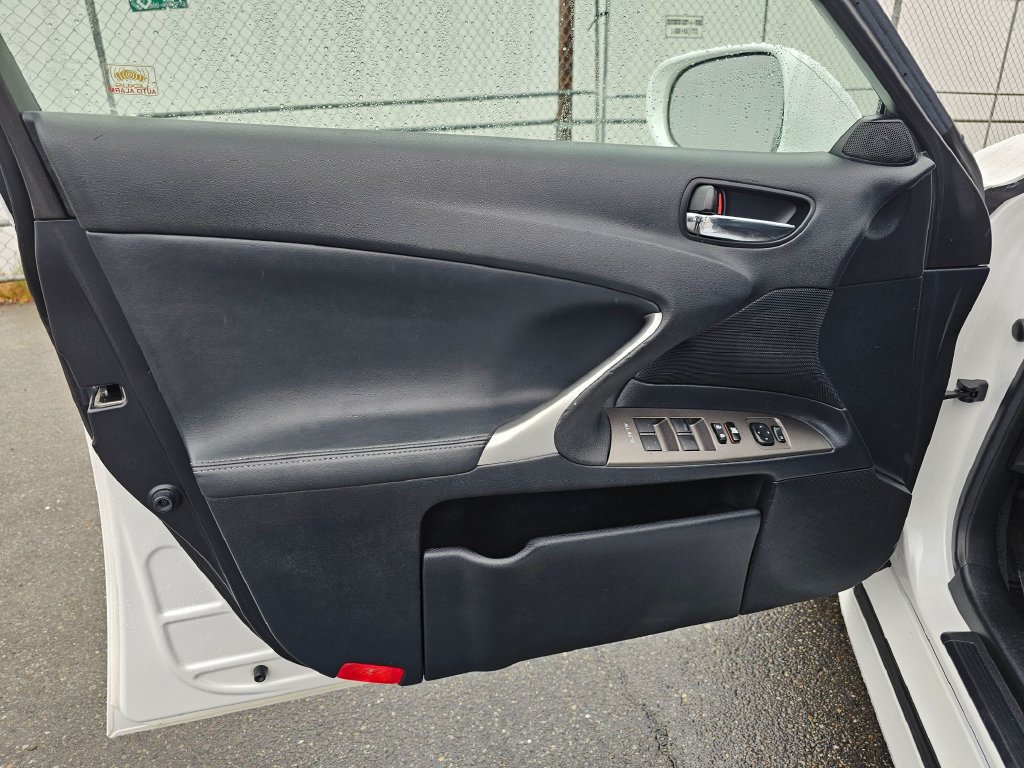 Used 2009 Lexus IS 250 RWD image 22