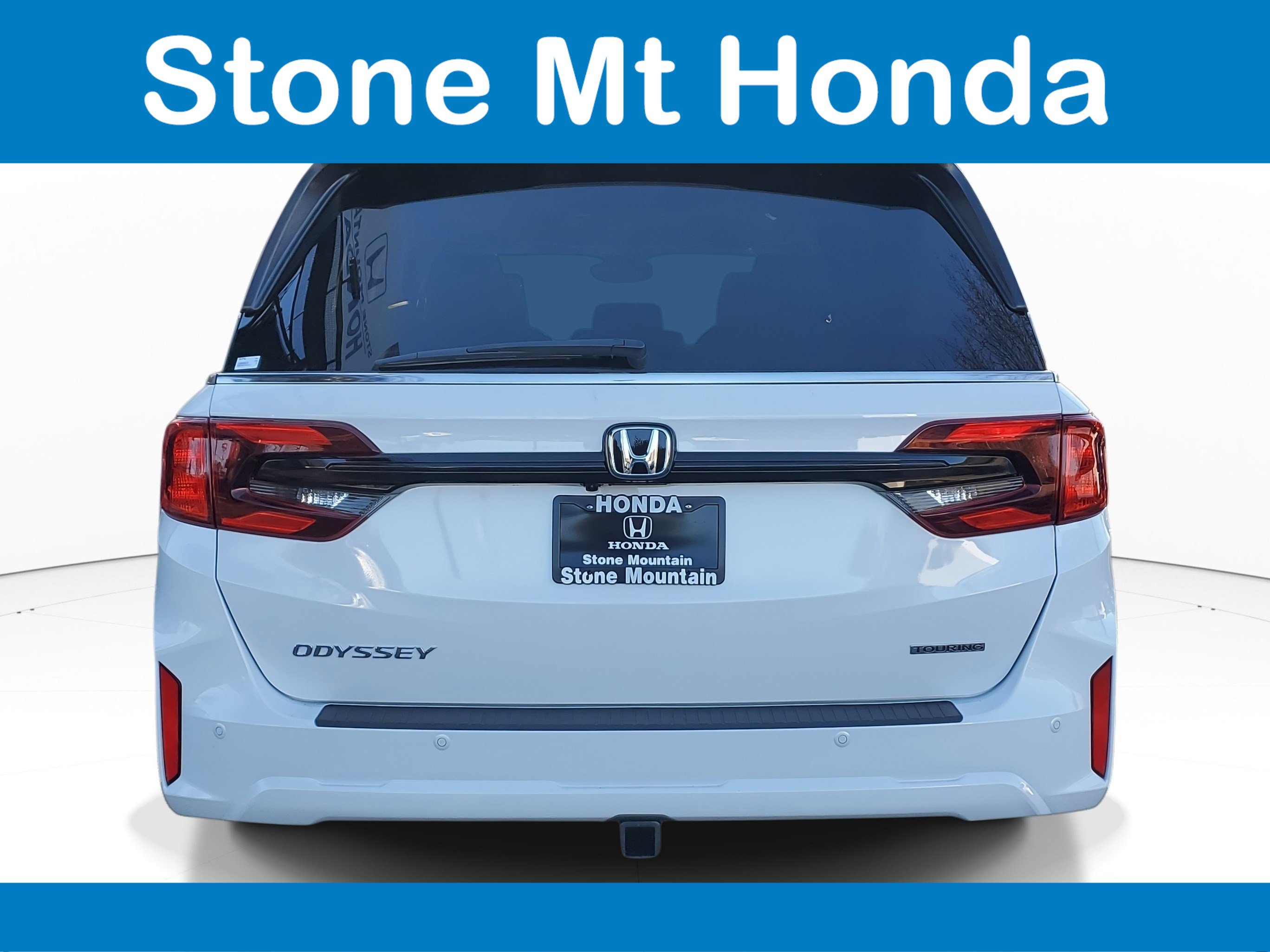 New 2026 Honda Odyssey Touring image 5