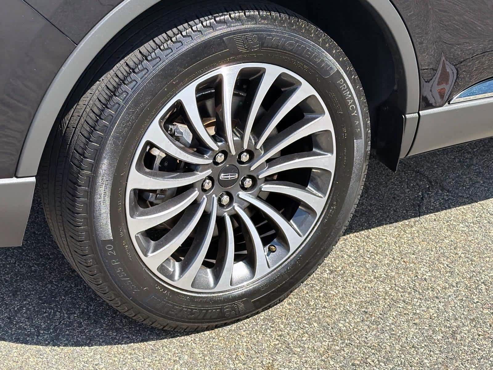Used 2022 Lincoln Aviator AWD w/ Premium Package image 4