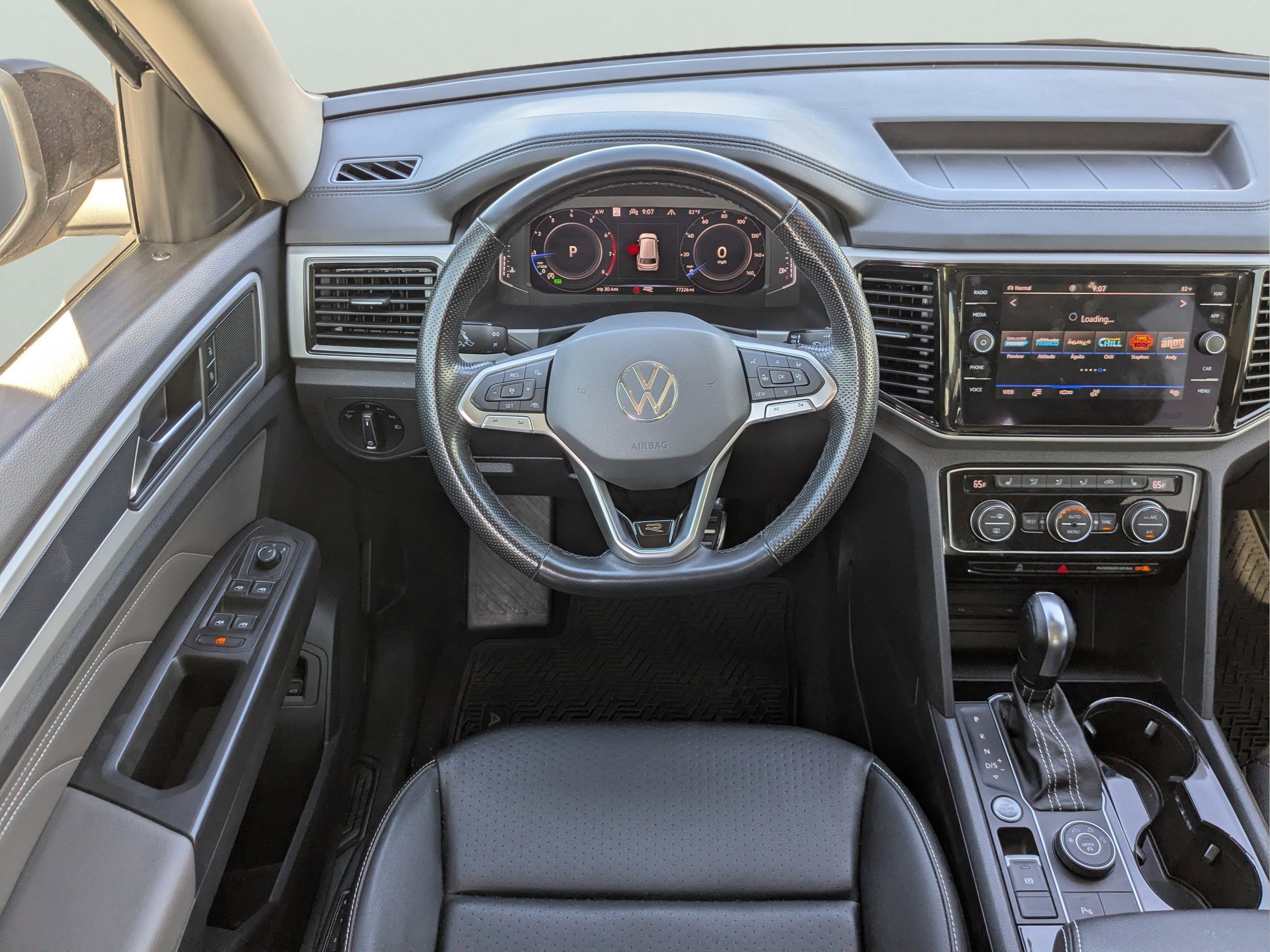 Used 2023 Volkswagen Atlas SEL R-Line AWD/4WD image 29