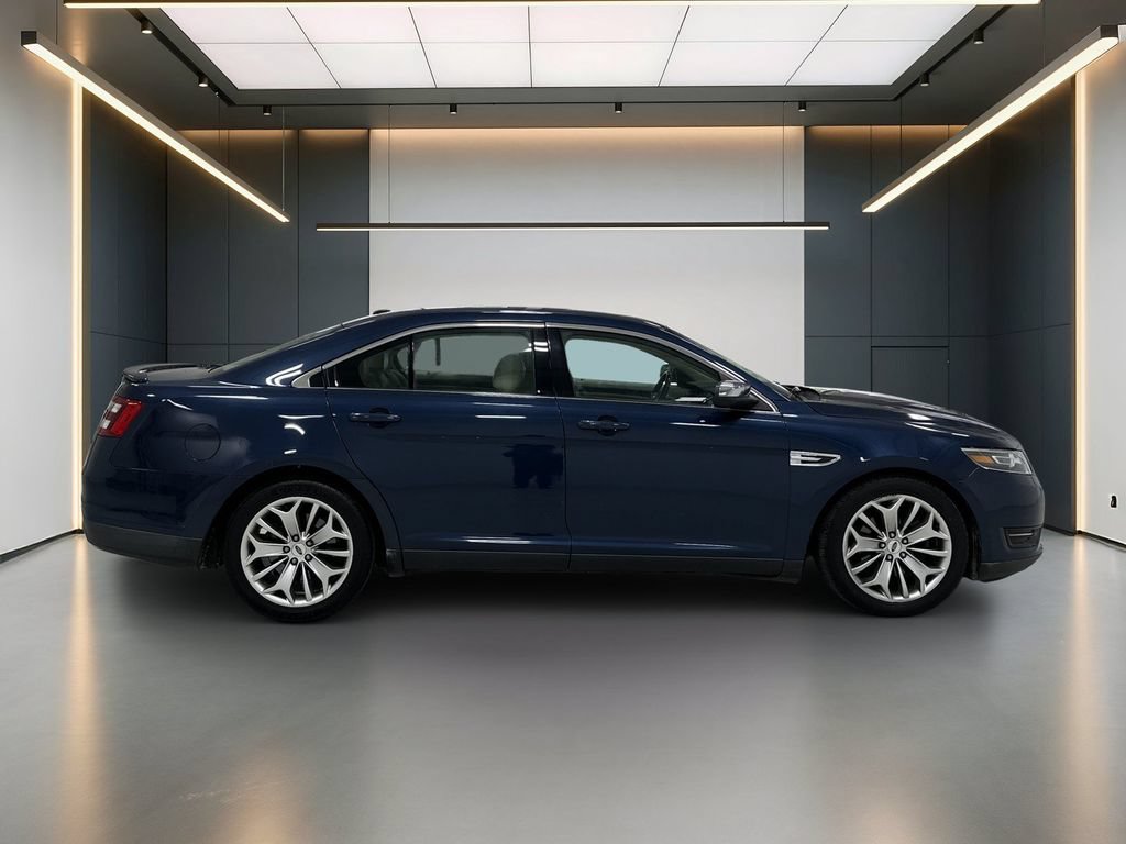 Used 2016 Ford Taurus Limited w/ Equipment Group 301A FWD image 7
