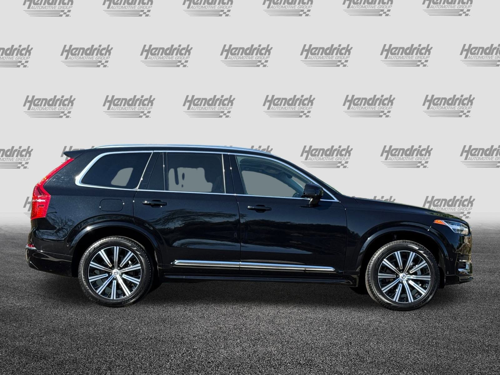Used 2025 Volvo XC90 B6 Ultra image 3