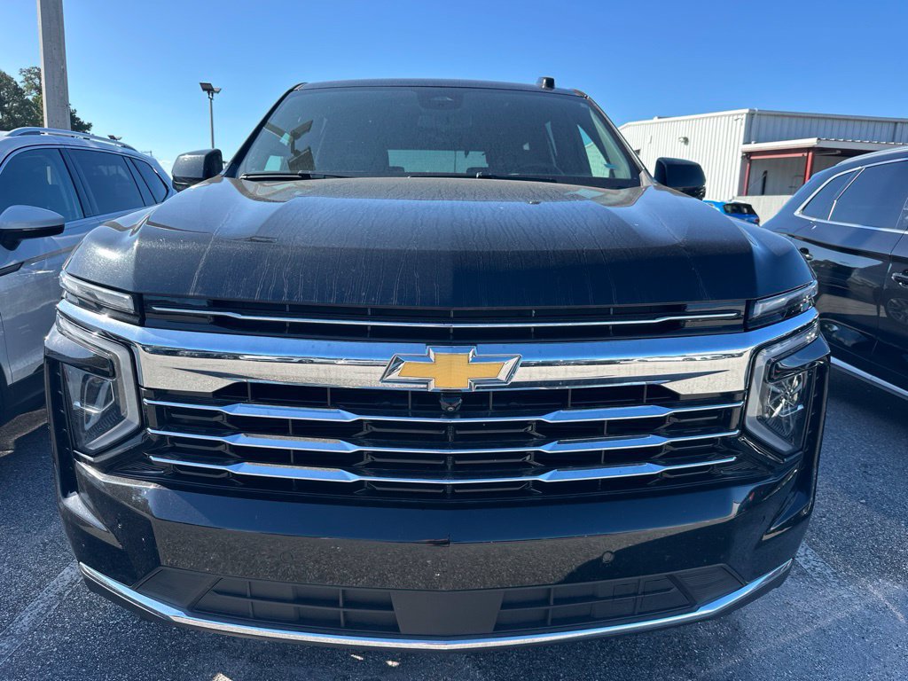 Used 2025 Chevrolet Tahoe LT RWD image 2