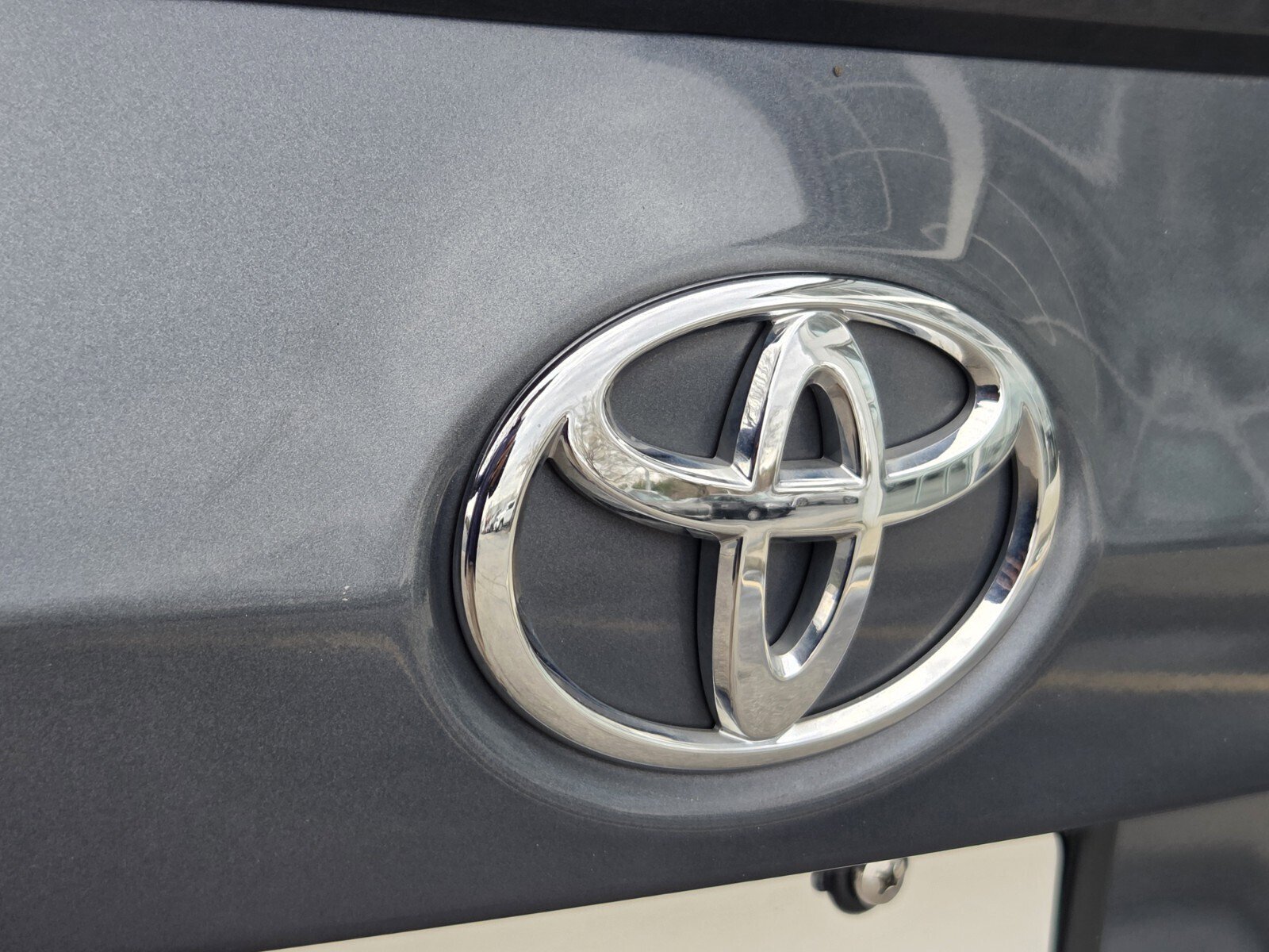 Certified 2016 Toyota Corolla LE Premium image 32