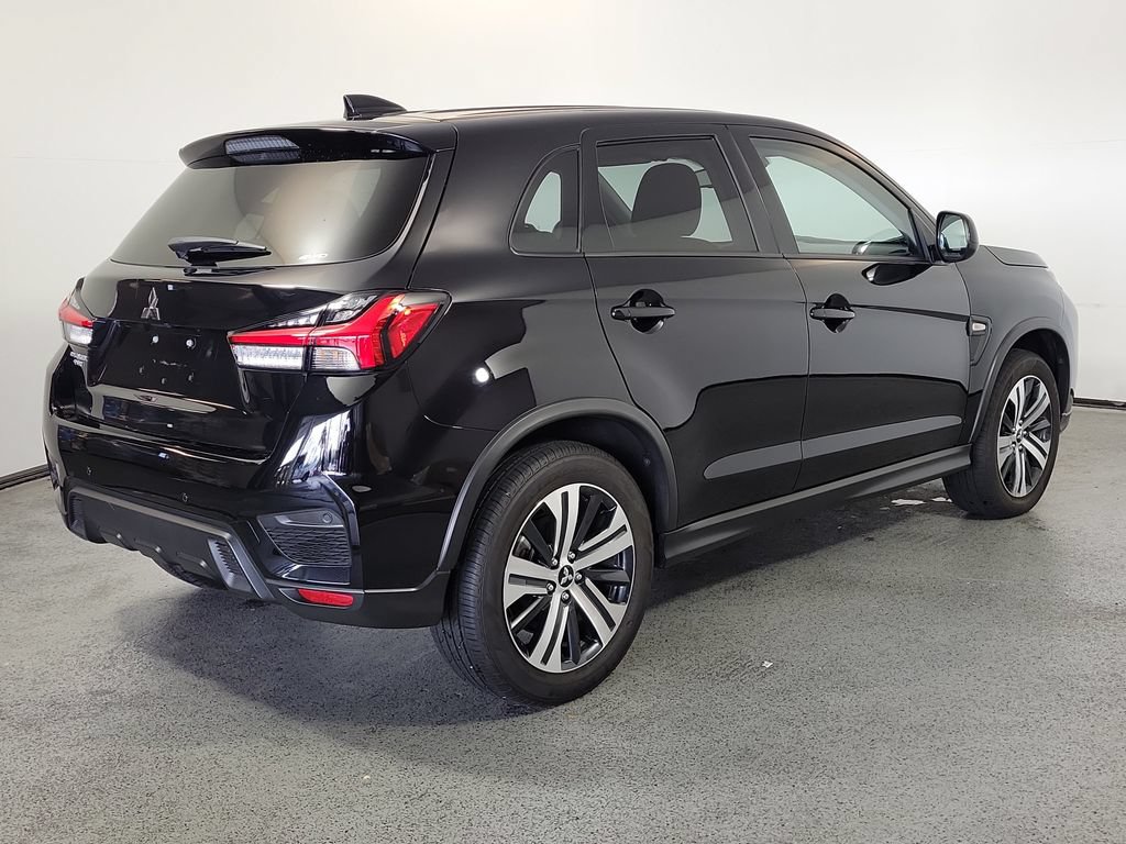 Used 2025 Mitsubishi Outlander Sport AWD image 6