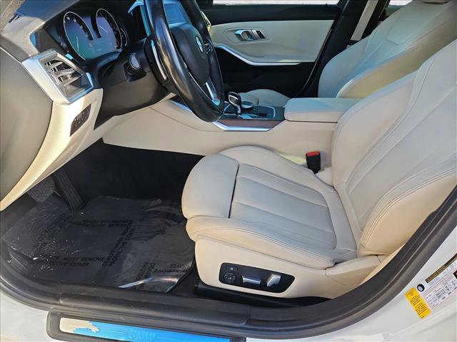Used 2019 BMW 330i Sedan w/ Convenience Package image 16