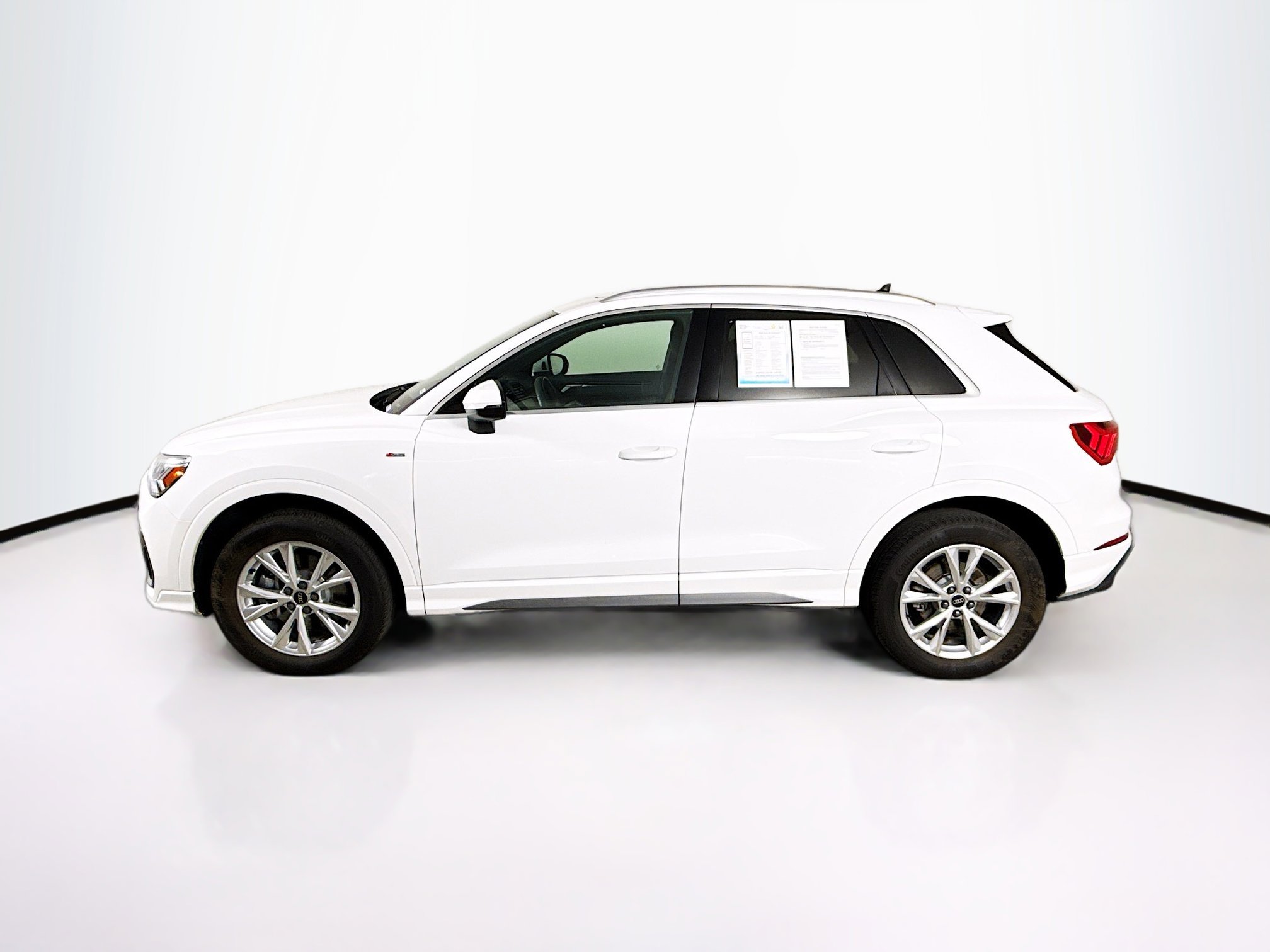 Used 2025 Audi Q3 2.0T Premium image 7