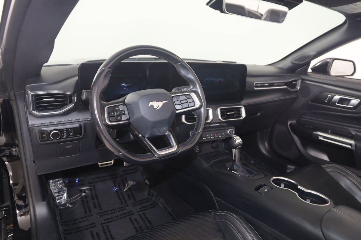 Used 2024 Ford Mustang Premium RWD image 30
