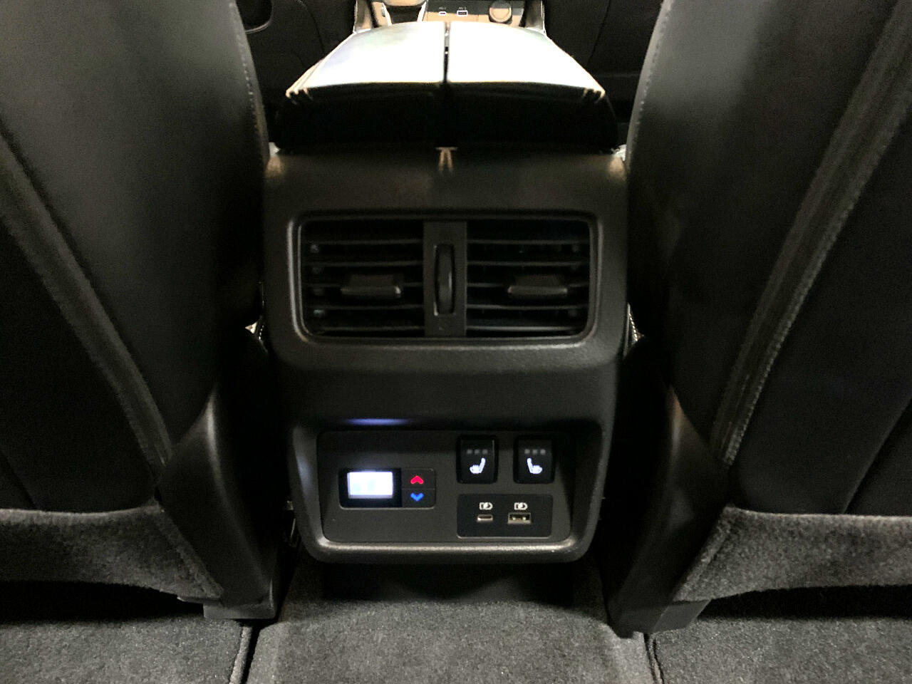 Used 2023 Nissan Rogue Platinum w/ Platinum Premium Package image 34