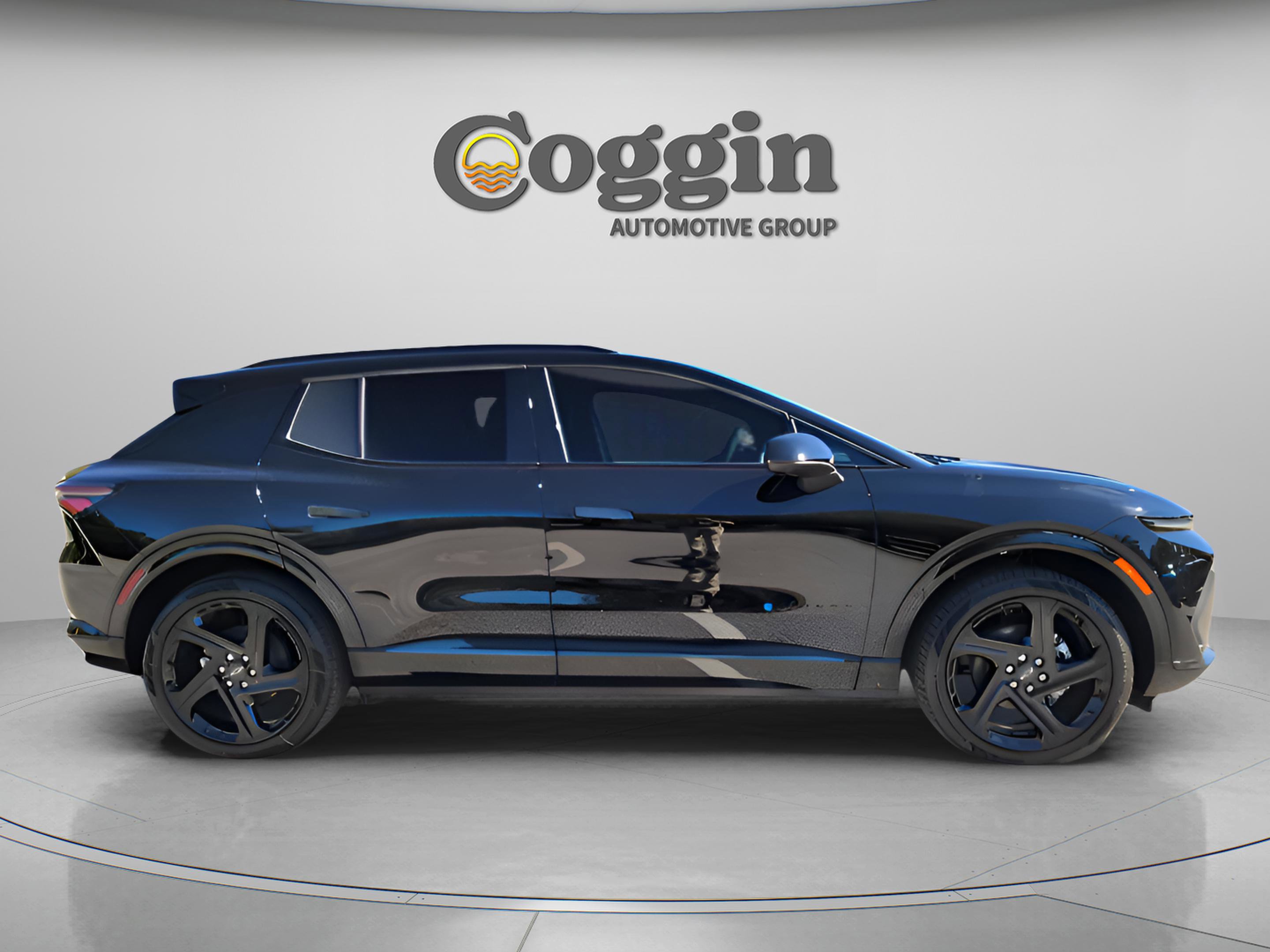 New 2026 Chevrolet Equinox EV RS image 6