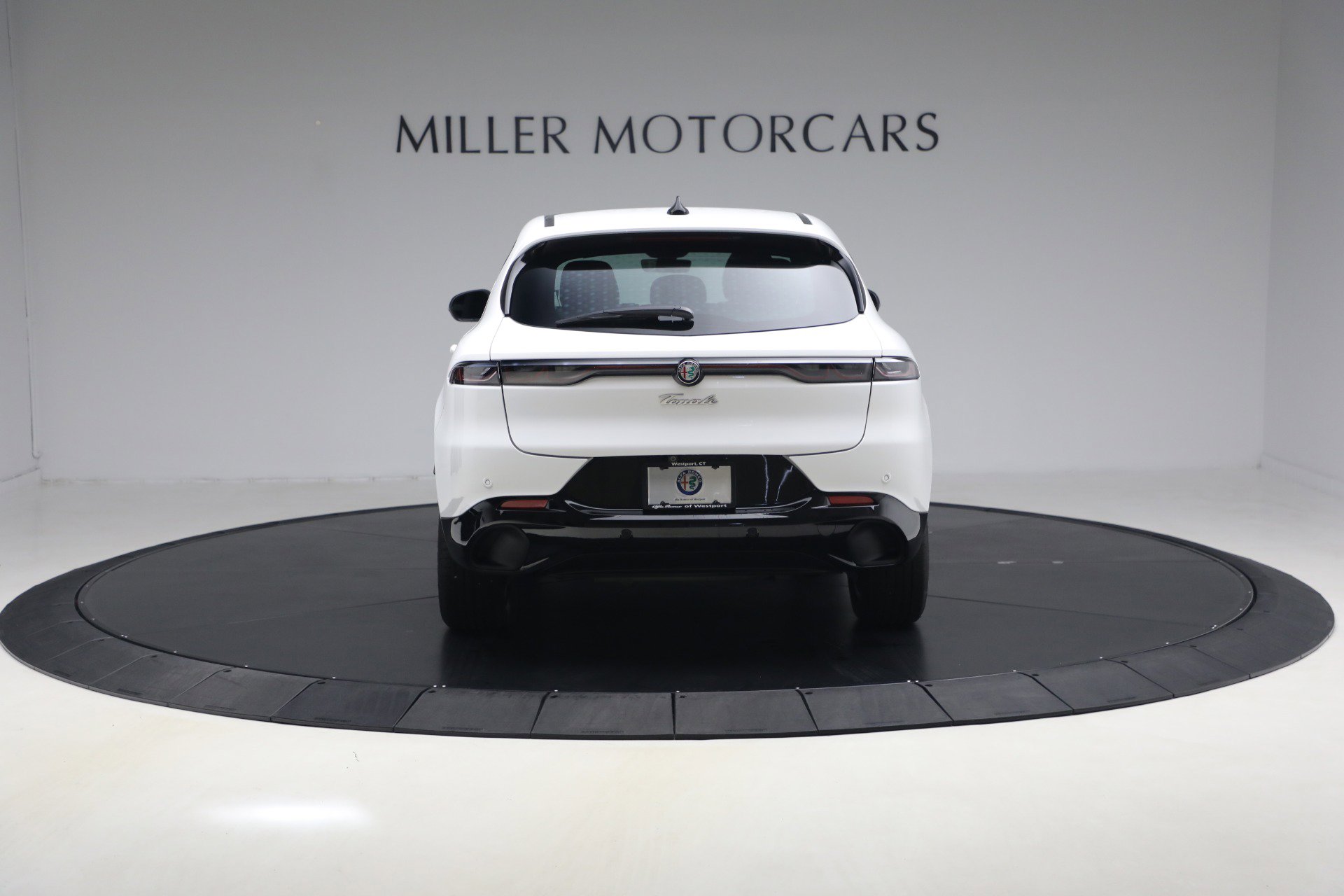 Used 2025 Alfa Romeo Tonale image 6